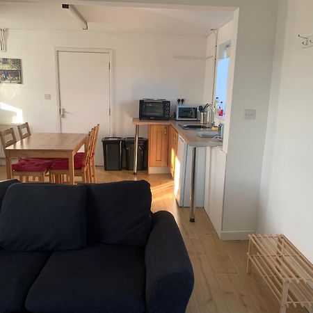 1 Bedroom Annex, Private Bathroom, Peaceful Area Claypits Exteriör bild