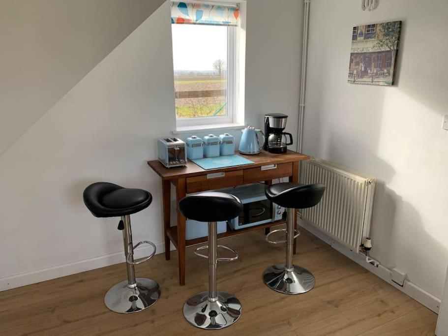 1 Bedroom Annex, Private Bathroom, Peaceful Area Claypits Exteriör bild