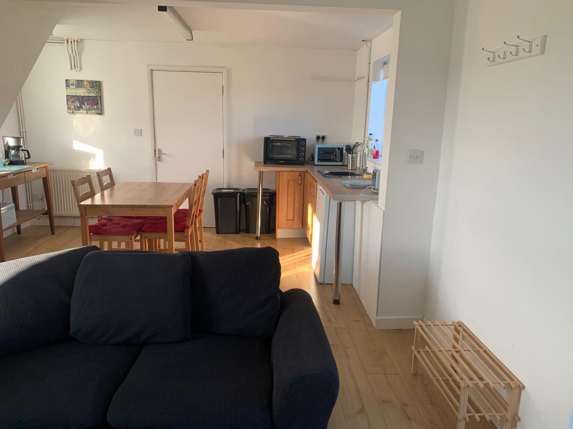 1 Bedroom Annex, Private Bathroom, Peaceful Area Claypits Exteriör bild